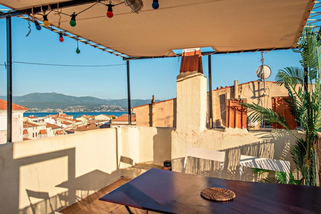 Апартаменты Toit Terrasse Centre Historique Аяччо Экстерьер фото